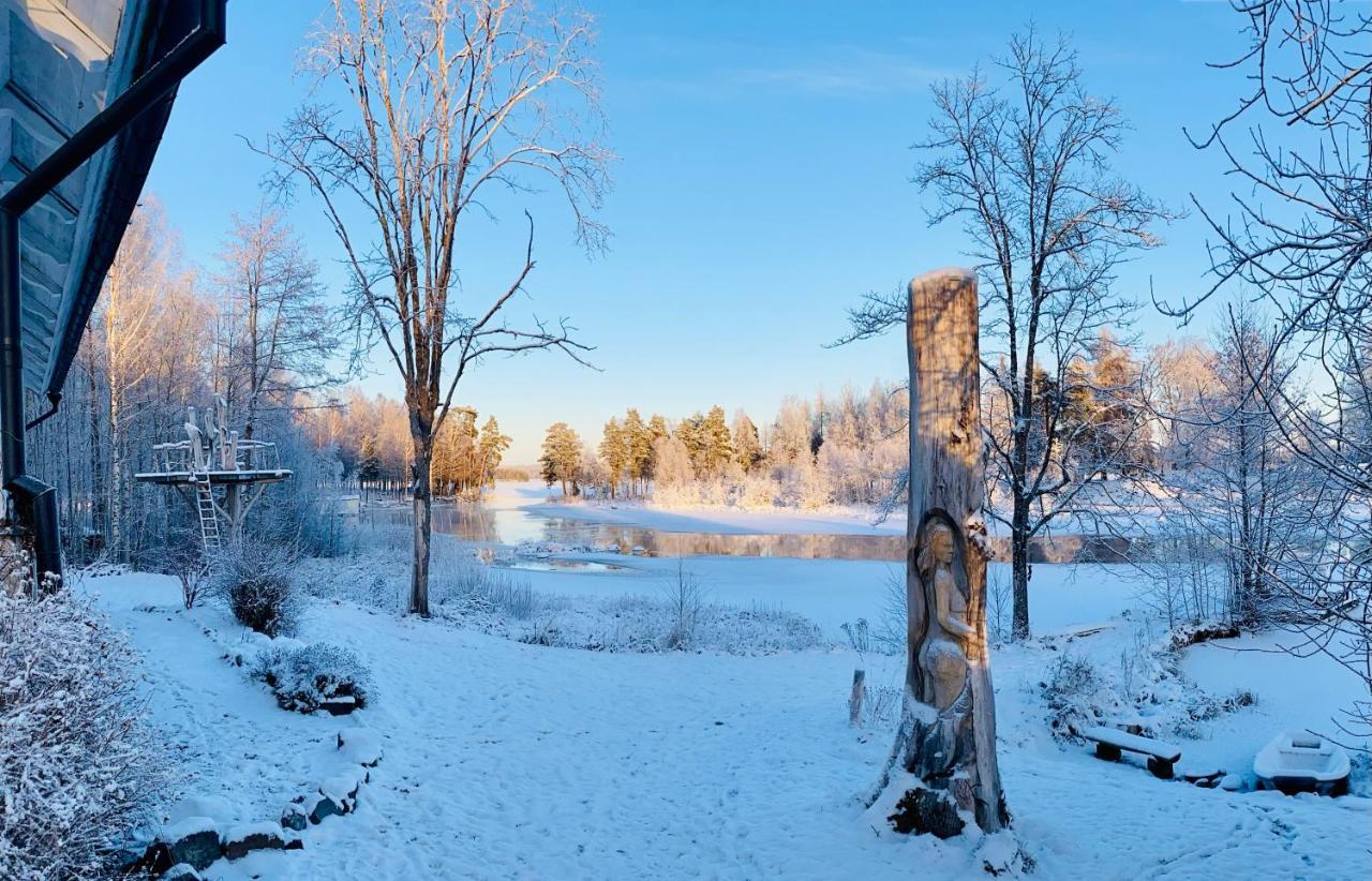 Romantic Spa Villa With Fireplace By The Lake Stjarnsund エクステリア 写真