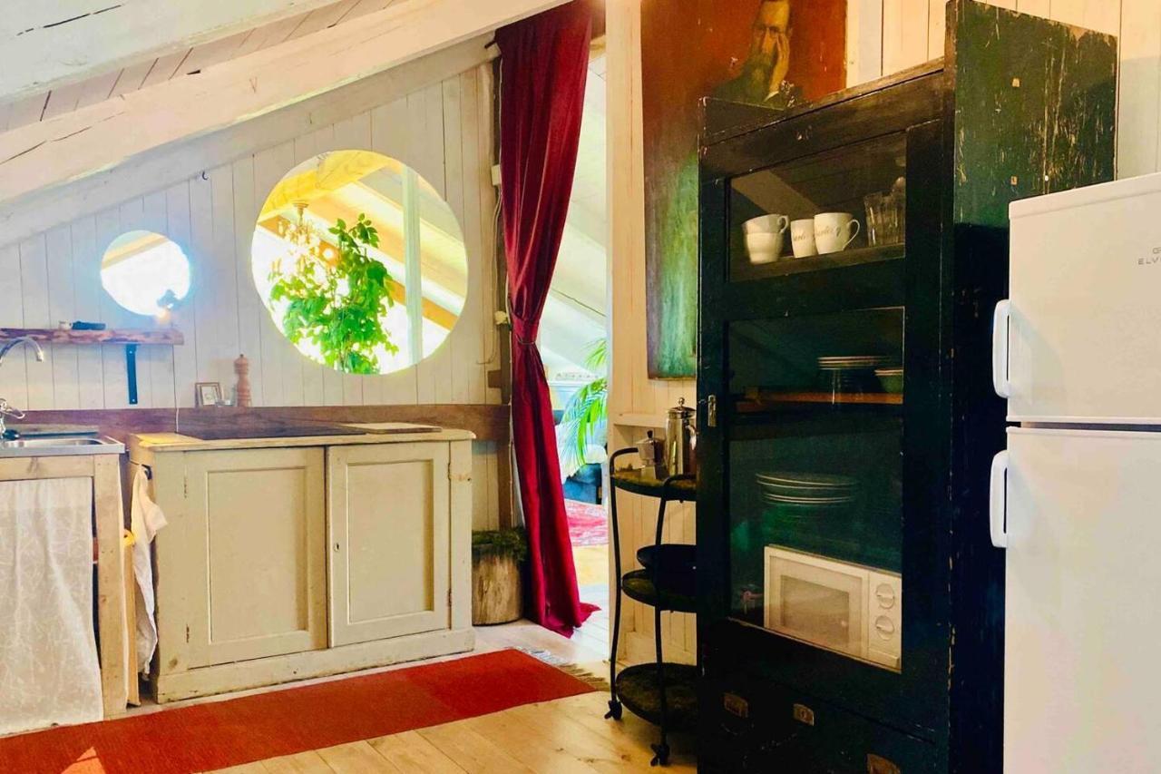 Romantic Spa Villa With Fireplace By The Lake Stjarnsund エクステリア 写真