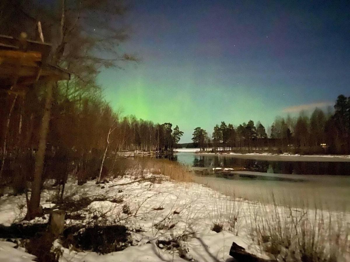 Romantic Spa Villa With Fireplace By The Lake Stjarnsund エクステリア 写真