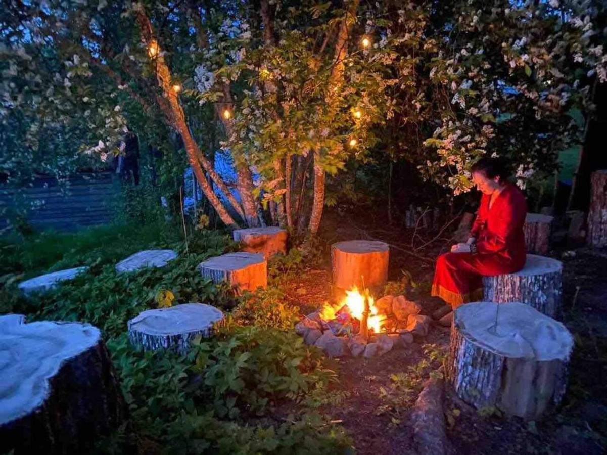 Romantic Spa Villa With Fireplace By The Lake Stjarnsund エクステリア 写真