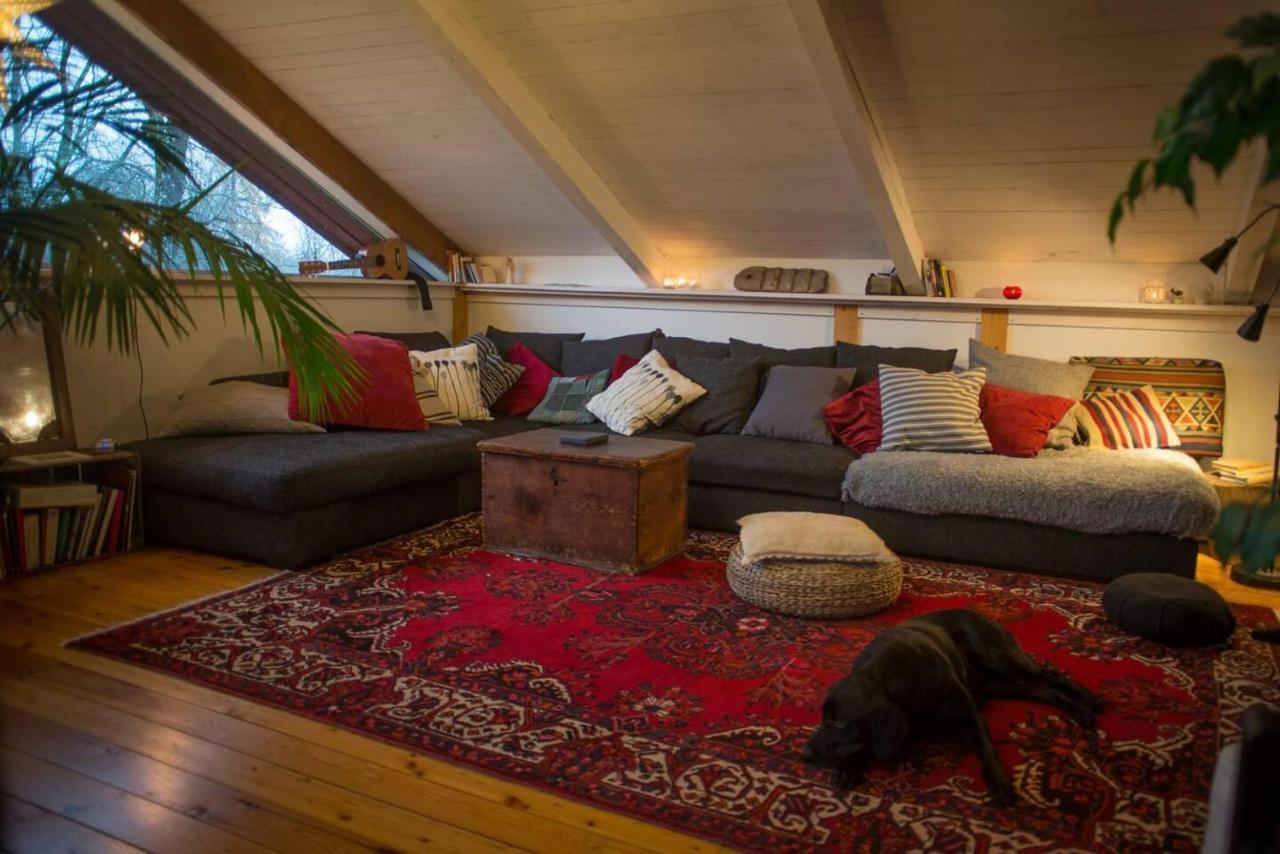 Romantic Spa Villa With Fireplace By The Lake Stjarnsund エクステリア 写真